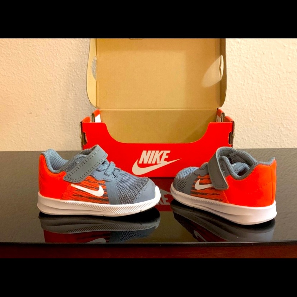Toddler Nike Sneakers New in box